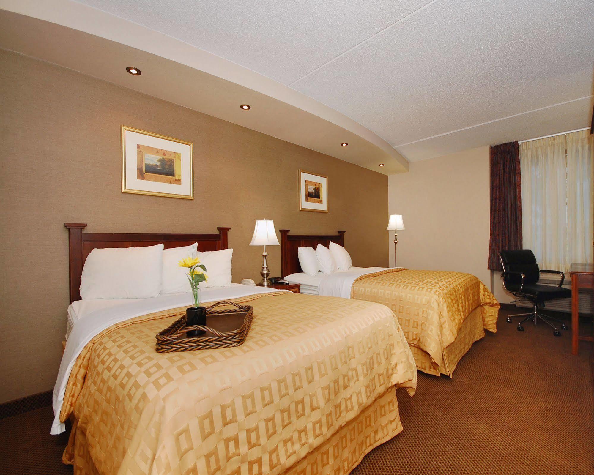 Plaza Inn & Suites ヘイガーズタウン 部屋 写真